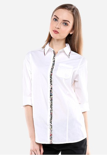 Regular Fit - Kemeja Wanita - Putih - Motif Batik