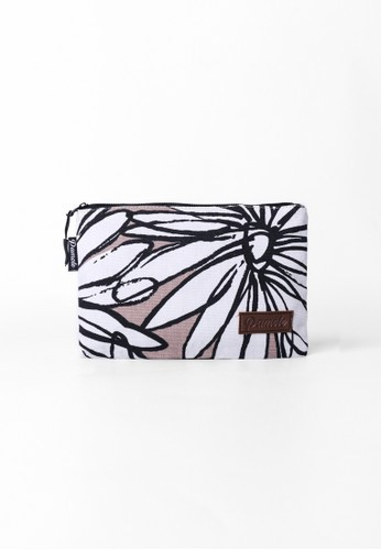 Pamole Pouch Dompet Wanita Bahan Kanvas Olla Series - Brown Flower